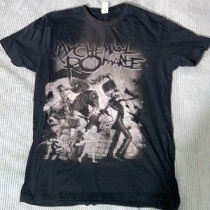 the black parade mcr band t shirt